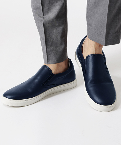 BEAMS（ビームス）の「◎BEAMS / レザー スリッポン（スニーカー・メンズ・ホワイト/ネイビー/ブラック・41/39/42/43/40）」の3枚目の写真