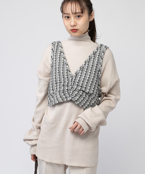 mystic（ミスティック）の「リブBIGタートルプルオーバー（Tシャツ/カットソー・レディース・オフホワイト/ベージュ/サックスブルー/イエロー・FREE）」の2枚目の写真