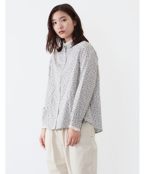 POU DOU DOU（プードゥドゥ）の「レース使いスタンドカラーシャツ（シャツ/ブラウス・レディース・パープル/ブラウン/オフホワイト・3）」の3枚目の写真