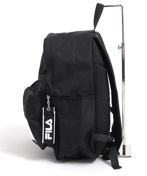 FILA(フィラ)の「FILA/フィラ ブランド ロゴ ワッペン ダブルポケット リュックサック バックパック 20L(バックパック/リュック・レディース・ブラック×ホワイト/ブラック×イエロー/ブラック×ピンク/トリコロール・FREE)」の15枚目の写真