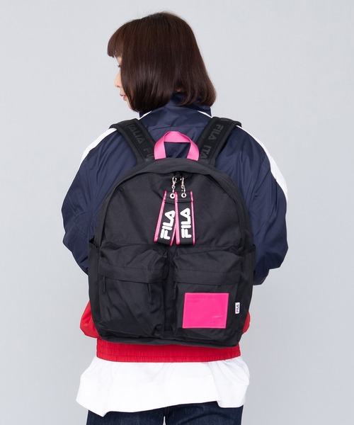 FILA(フィラ)の「FILA/フィラ ブランド ロゴ ワッペン ダブルポケット リュックサック バックパック 20L(バックパック/リュック・レディース・ブラック×ホワイト/ブラック×イエロー/ブラック×ピンク/トリコロール・FREE)」の11枚目の写真