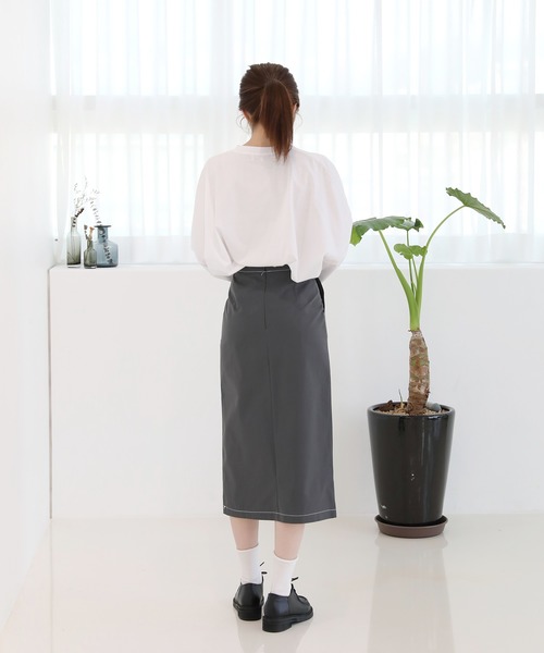 by muni:r(バイ ムニール)の「配色ステッチポイント Hラインスカート(スカート・レディース・グレー/アイボリー・SMALL/MEDIUM)」の5枚目の写真
