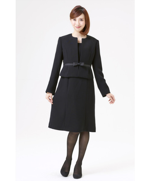 MONOIR（モノワール）の「濃染加工ハイウエストアンサンブル（ジャケットワンピース）（アンサンブル・レディース・ブラック・11号/17号/7号/15号/9号/13号）」の10枚目の写真