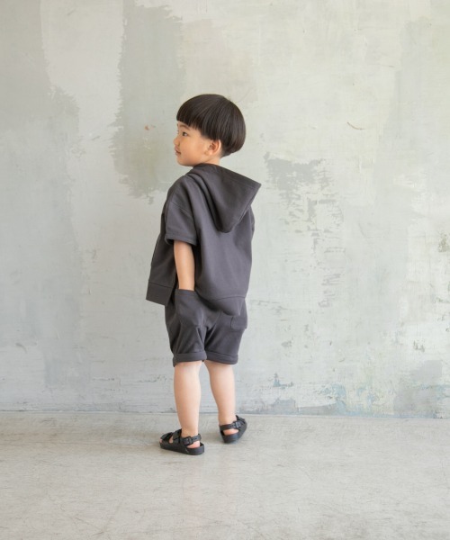 LOWRYS FARM（ローリーズファーム）の「ＢＩＧフーディーＳＳ　880887（パーカー・キッズ・パープル系その他/オフホワイト/チャコールグレー・X-LARGE/MEDIUM/LARGE）」の8枚目の写真