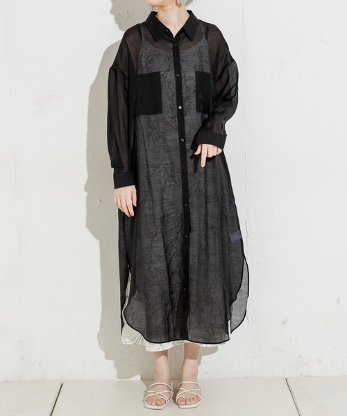 natural couture（ナチュラルクチュール）の「ウエストベルト付シースルーロングシャツ（シャツ/ブラウス・レディース・ブラック/ベージュ/オフホワイト・FREE）」の4枚目の写真