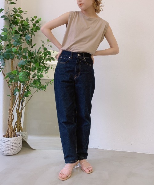 VANNIE U(ヴァニーユー)の「バックリボンノースリーブTee(Tシャツ/カットソー・レディース・ブラック/ライトグリーン/ブラウン/ベージュ・FREE)」の9枚目の写真