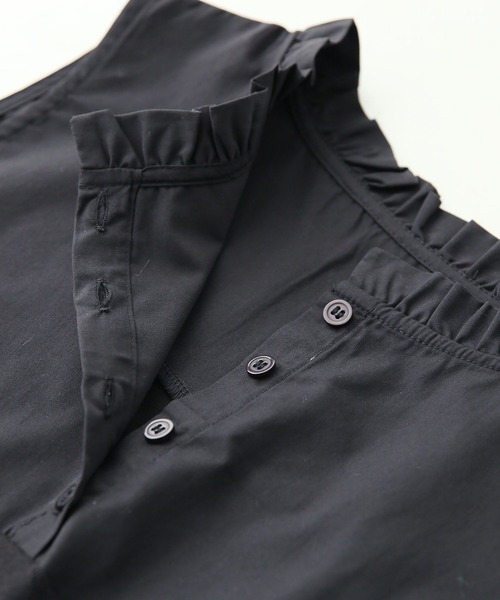 n'OrLABEL(ノアールレーベル)の「『フリル襟インナータンクトップ』(タンクトップ・レディース・オフホワイト/ブラック・1/2)」の7枚目の写真