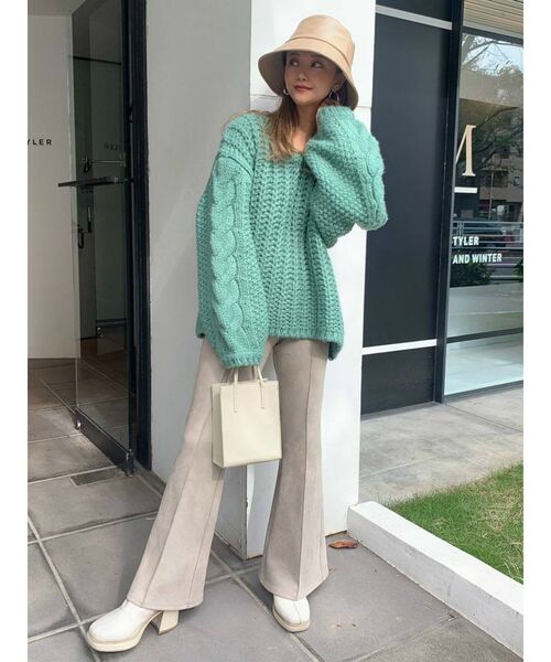 MURUA(ムルーア)の「チャンキーストレッチブーツ(ブーツ・レディース・ブラック/ブラウン/アイボリー・35/36/37)」の11枚目の写真