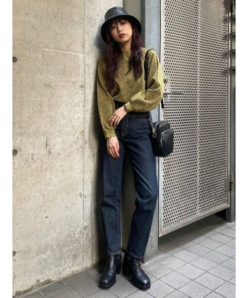 MURUA(ムルーア)の「チャンキーストレッチブーツ(ブーツ・レディース・ブラック/ブラウン/アイボリー・35/36/37)」の13枚目の写真