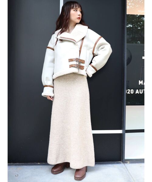 MURUA(ムルーア)の「チャンキーストレッチブーツ(ブーツ・レディース・ブラック/ブラウン/アイボリー・35/36/37)」の16枚目の写真