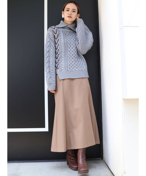 MURUA(ムルーア)の「チャンキーストレッチブーツ(ブーツ・レディース・ブラック/ブラウン/アイボリー・35/36/37)」の17枚目の写真