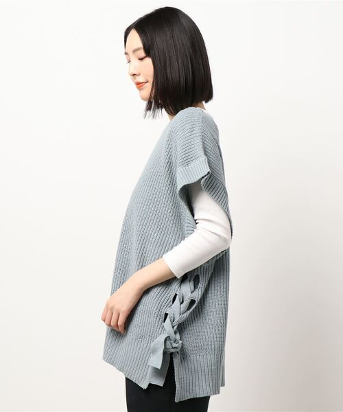 HONEYSUCKLE ROSE（ハニーサックルローズ）の「【HONEYSUCKLE ROSE】レースアップベスト（ベスト・レディース・オフホワイト/ブルー・M/L）」の3枚目の写真