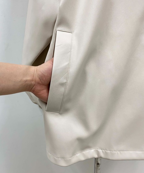 PICCIN(ピッチン)の「フェイクレザーフードブルゾン(ブルゾン・レディース・ベージュ/オフホワイト/サックスブルー・M/L)」の14枚目の写真