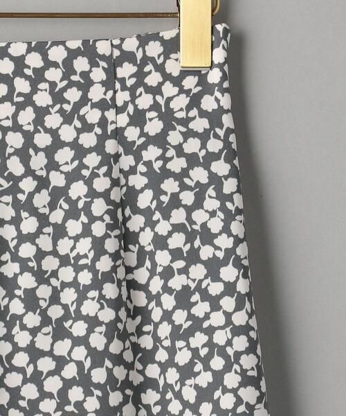 BEAUTY&YOUTH UNITED ARROWS（ビューティーアンドユースユナイテッドアローズ）の「BY フラワープリントハイウエストIラインマキシスカート（スカート・レディース・ダークグリーン/ブラック・SMALL/MEDIUM）」の18枚目の写真