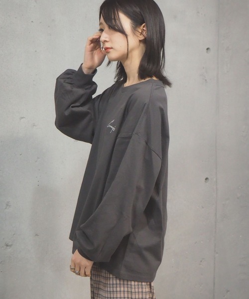 tiptop（ティップトップ）の「2021SS アソート線画プリントロンT（Tシャツ/カットソー・レディース・ブラック/オフホワイト/サックスブルー/グリーン/ホワイト系その他/ブラック系その他・FREE）」の11枚目の写真