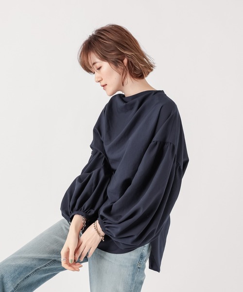 RIVE DROITE（リヴドロワ）の「ドレープネックボリュームブラウス（シャツ/ブラウス・レディース・ネイビー/オフホワイト・FREE）」の10枚目の写真