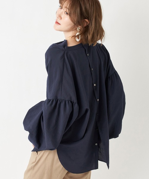 RIVE DROITE（リヴドロワ）の「ドレープネックボリュームブラウス（シャツ/ブラウス・レディース・ネイビー/オフホワイト・FREE）」の21枚目の写真