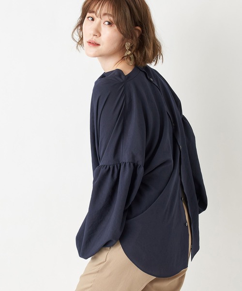 RIVE DROITE（リヴドロワ）の「ドレープネックボリュームブラウス（シャツ/ブラウス・レディース・ネイビー/オフホワイト・FREE）」の20枚目の写真