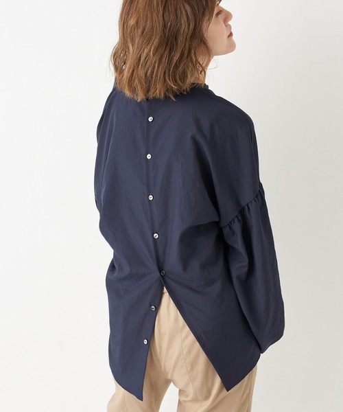 RIVE DROITE（リヴドロワ）の「ドレープネックボリュームブラウス（シャツ/ブラウス・レディース・ネイビー/オフホワイト・FREE）」の22枚目の写真