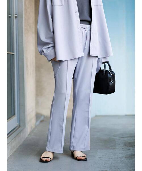 koe（コエ）の「ポンチフレアパンツ＊（その他パンツ・レディース・ブラック/アイボリー/グレー・S/M）」の4枚目の写真