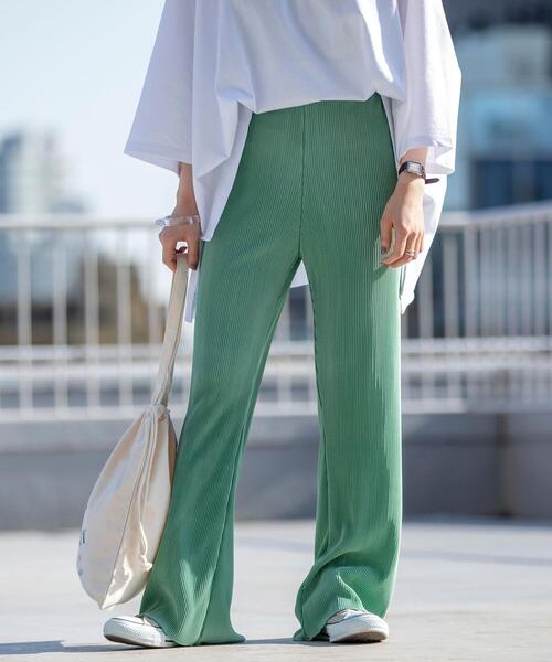 coen（コーエン）の「シャイニープリーツイージーパンツ#（その他パンツ・レディース・ケリー/テラコッタ/ベージュ/ダークグレー・MEDIUM/LARGE）」の16枚目の写真