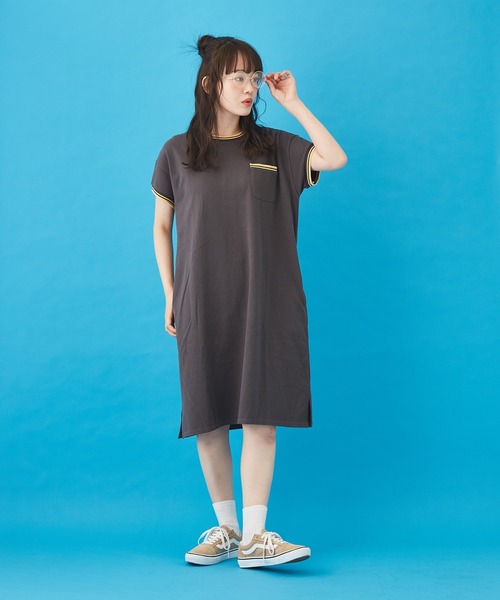 CUBE SUGAR（キューブシュガー）の「鹿の子ライン リブ クルーネック ワンピース（ワンピース・レディース・ホワイト/チャコールグレー/ベージュ・M）」の22枚目の写真