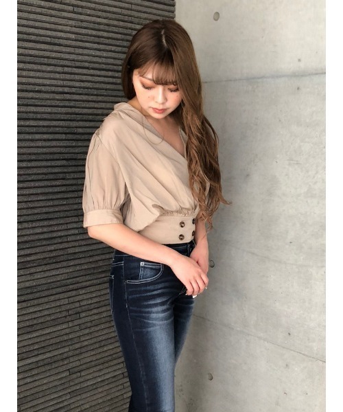 ENVYM（アンビー）の「ダブルボタンギャザーＢｌｏｕｓｅ（シャツ/ブラウス・レディース・ホワイト/ブラック/ベージュ/レオパード/パイソン・FREE）」の15枚目の写真