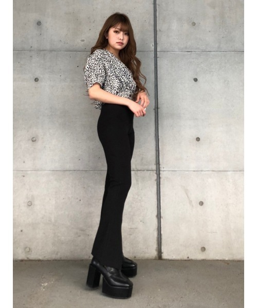 ENVYM（アンビー）の「ダブルボタンギャザーＢｌｏｕｓｅ（シャツ/ブラウス・レディース・ホワイト/ブラック/ベージュ/レオパード/パイソン・FREE）」の22枚目の写真