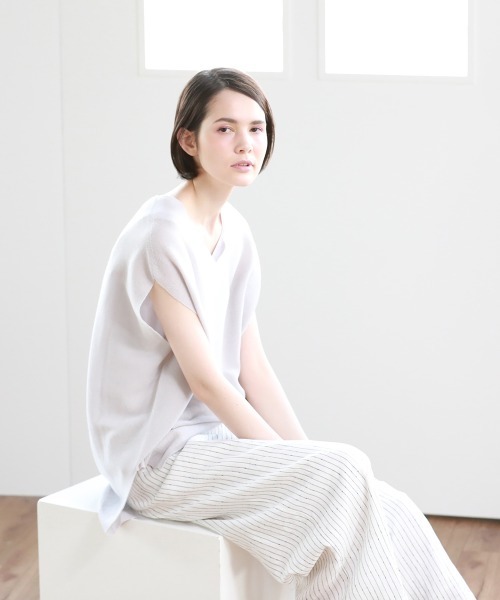 Pao de lo（パオデロ）の「美濃和紙ジレ（ニット/セーター・レディース・グレー/オレンジ/チャコールグレー・9号/7号）」の3枚目の写真