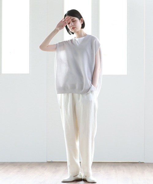 Pao de lo（パオデロ）の「美濃和紙ジレ（ニット/セーター・レディース・グレー/オレンジ/チャコールグレー・9号/7号）」の4枚目の写真