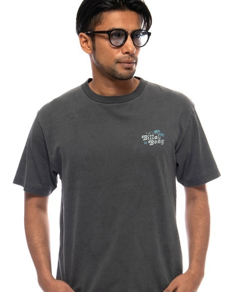 BILLABONG（ビラボン）の「BILLABONG メンズ WAVE WASHED TANZANIA Ｔシャツ 【2021年夏モデル】/ビラボンバックプリント半袖Tシャツ（Tシャツ/カットソー・メンズ・チャコールグレー/ブラック・MEDIUM/LARGE/X-LARGE）」の7枚目の写真