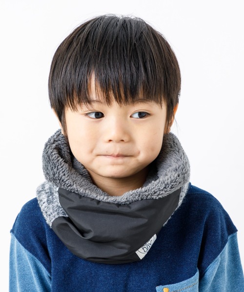 MAKE YOUR DAY(メイクユアデイ)の「リバーシブルネックウォーマー(ネックウォーマー/スヌード・キッズ・ブラック/ブラウン/カーキ/ピンク・FREE)」の2枚目の写真