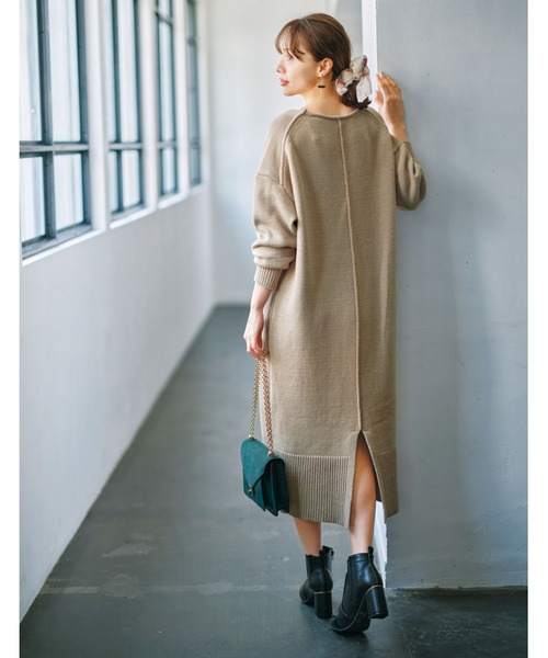 GeeRA(ジーラ)の「デザインヒールショートブーツ(ブーツ・レディース・ブラック/ブラック系その他・X-LARGE/LARGE/MEDIUM/SMALL)」の7枚目の写真