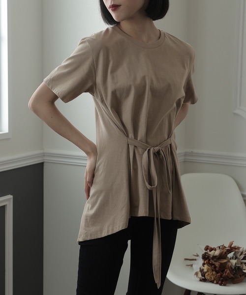 ElegChic(エレグシック)の「シェイプアップ フレア カットソー(Tシャツ/カットソー・レディース・モカ/ブラック/グレイッシュベージュ/オフホワイト・XL/4L/L/M/XXL)」の14枚目の写真