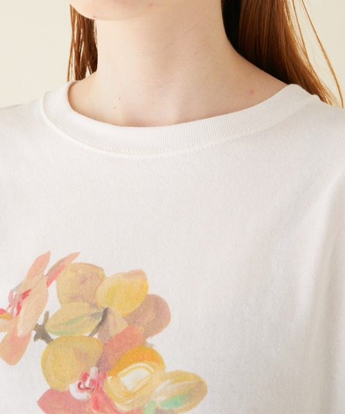 MADEMOISELLE ROPE'（マドモアゼル ロペ）の「TOLIGHT フラワーショートスリーブTシャツ（Tシャツ/カットソー・レディース・ホワイト/チャコールグレー・38）」の11枚目の写真