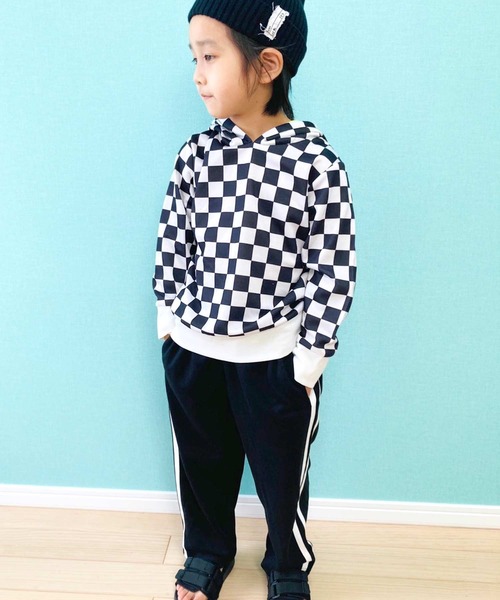 THE CASUAL（カジュアル）の「ダンボール サイドライン ペイズリー シェフパンツ キッズ（スウェットパンツ・キッズ・グレー系その他/ベージュ系その他/ベージュ/グレー系その他2/ブラック/ブラウン系その他/ブラック系その他/ブラウン/チャコール/杢グレー・140cm/120cm/110cm/130cm/150cm/160cm/100cm）」の2枚目の写真