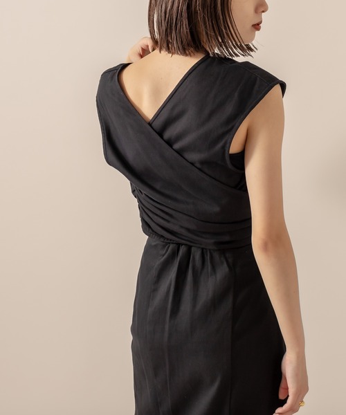 mline（エムライン）の「[mline] WEB限定 クロスデザイントップス（シャツ/ブラウス・レディース・ベージュ/オレンジ/ブラック・FREE）」の2枚目の写真