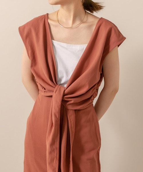 mline（エムライン）の「[mline] WEB限定 クロスデザイントップス（シャツ/ブラウス・レディース・ベージュ/オレンジ/ブラック・FREE）」の12枚目の写真