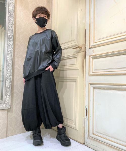 gomme（ゴム）の「Pサージ　シームパンツ（その他パンツ・レディース・チャコールグレー/ネイビー/ブラック・MEDIUM）」の13枚目の写真