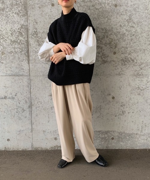 INTER FACTORY（インターファクトリー）の「WEARISTA son - ケーブルニットベスト　made in INTER FACTORY（ベスト・レディース・ブラック/ベージュ/オフホワイト・FREE）」の17枚目の写真