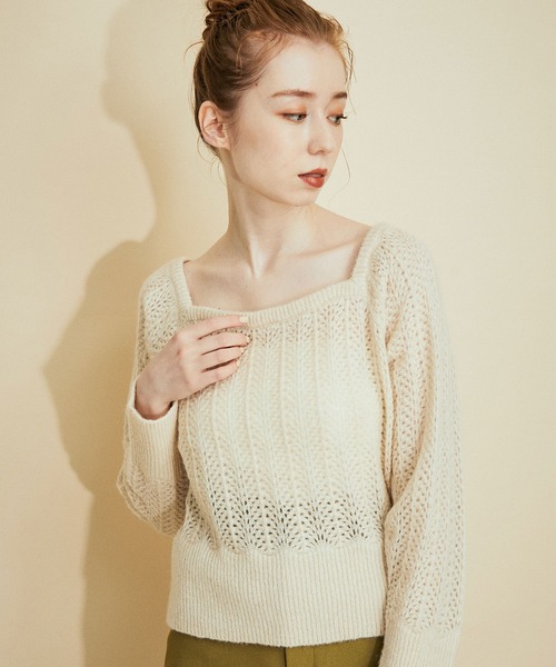 MADEMOISELLE ROPE'(マドモアゼル ロペ)の「バックリボンクロシェニットプルオーバー(ニット/セーター・レディース・オフホワイト/ピンク・38)」の7枚目の写真