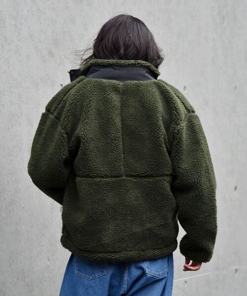 SHIPS（シップス）の「【WEB限定】SHIPS: ビッグシルエット ミリタリー リバーシブル ボア フリース ブルゾン（ブルゾン・メンズ・ブラック/オリーブ/ライトカーキ・SMALL/MEDIUM/LARGE/X-LARGE）」の22枚目の写真