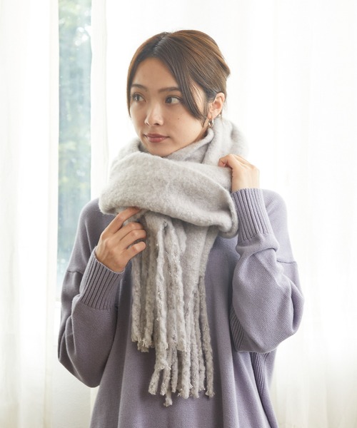 welleg（ウェレッグ）の「ふんわり ボリューム バルキーストール（ストール/ショール・レディース・ブルー/カーキ/イエロー/アイボリー/ブラウン/ライトグレー/パープル系その他/イエロー系その他/グリーン系その他・フリー）」の3枚目の写真