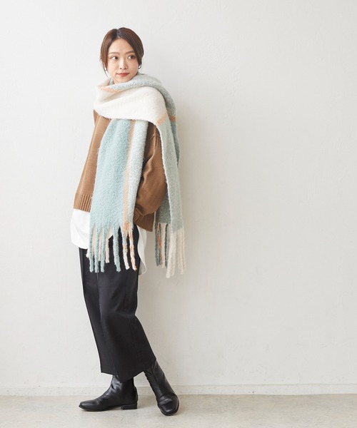 welleg（ウェレッグ）の「ふんわり ボリューム バルキーストール（ストール/ショール・レディース・ブルー/カーキ/イエロー/アイボリー/ブラウン/ライトグレー/パープル系その他/イエロー系その他/グリーン系その他・フリー）」の20枚目の写真