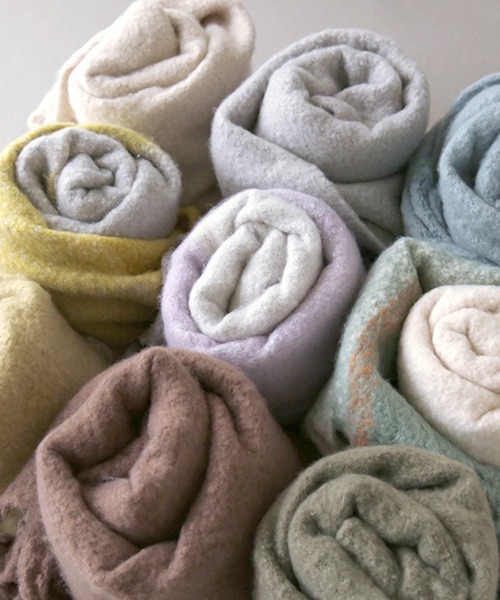 welleg（ウェレッグ）の「ふんわり ボリューム バルキーストール（ストール/ショール・レディース・ブルー/カーキ/イエロー/アイボリー/ブラウン/ライトグレー/パープル系その他/イエロー系その他/グリーン系その他・フリー）」の15枚目の写真