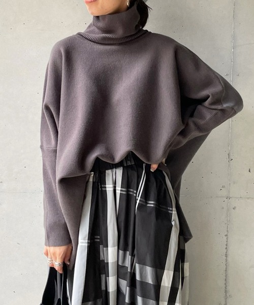 DouDou（ドゥドゥ）の「バイカラーポンチョニット（ニット/セーター・レディース・オフホワイト/チャコールグレー/ベージュ・FREE）」の8枚目の写真