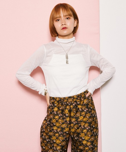 byYOUANCE（バイユアンス）の「シアーハイネックロンTEE（Tシャツ/カットソー・レディース・ブルー系その他/ブラック/グリーン系その他/ホワイト/ブラック系その他/その他2/その他1・FREE）」の14枚目の写真