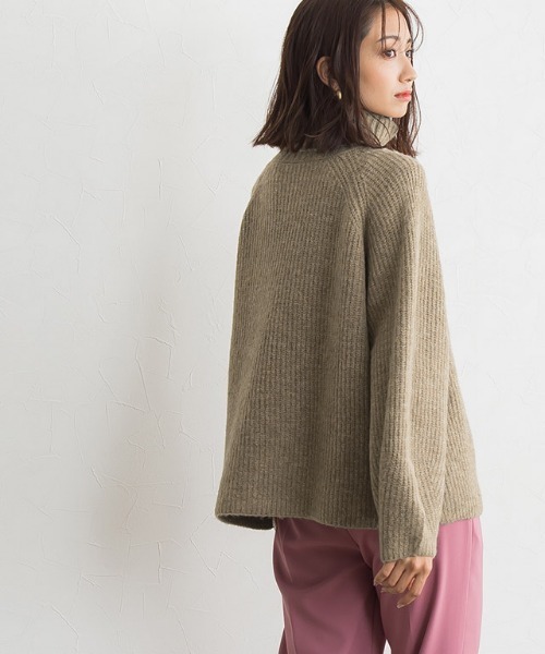 Pierrot（ピエロ）の「ふんわりウォッシャブルタートルニット（ニット/セーター・レディース・アイボリー/モカ/杢グレー・M/L）」の14枚目の写真