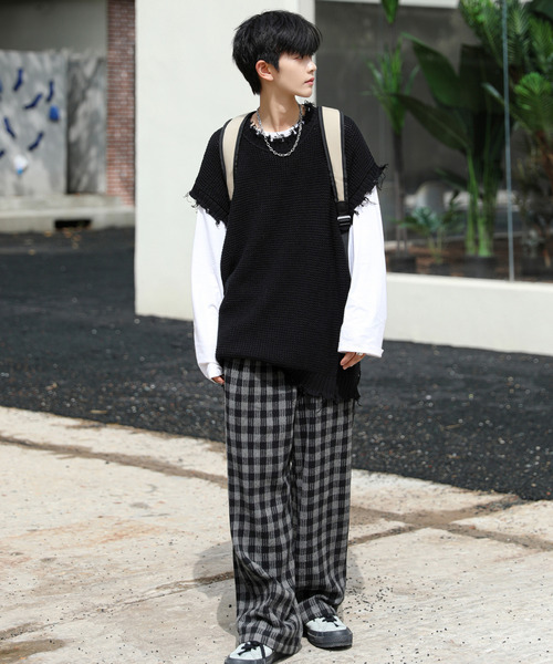 neos（ネオス）の「【neos -addictive design-】ビッグシルエット ダメージ加工 ラーベン編み ニット ベスト（ベスト・メンズ・ホワイト/ブラック/ベージュ/ブラウン/ブルーグレー/チャコール・MEDIUM/LARGE）」の20枚目の写真