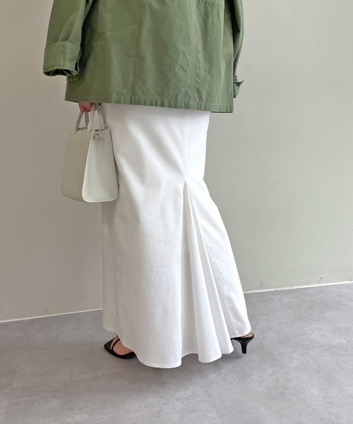 Omekashi(オメカシ)の「ストレッチバックテールスカート(スカート・レディース・ブラック/イエロー/オフホワイト/グリーン・36/38)」の10枚目の写真